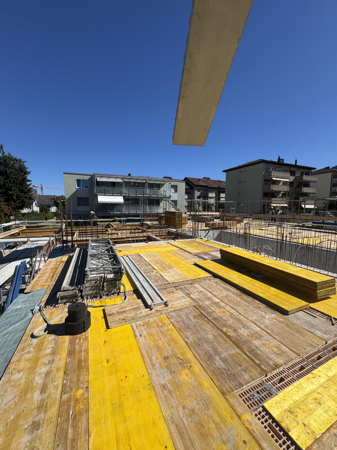 Vorbereitung der Betondecke - Kennedy Bau